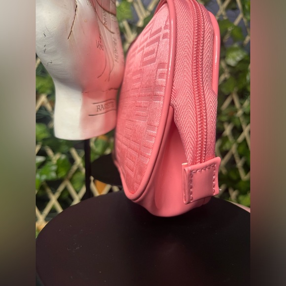 NWOT Pink Estée Lauder small cosmetic bag - Picture 3 of 10